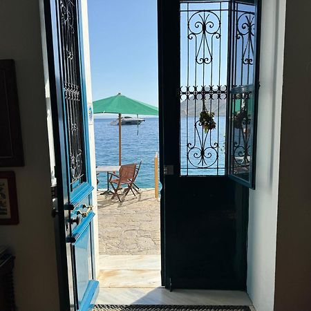 Hotel Aliki Simi Eksteriør billede