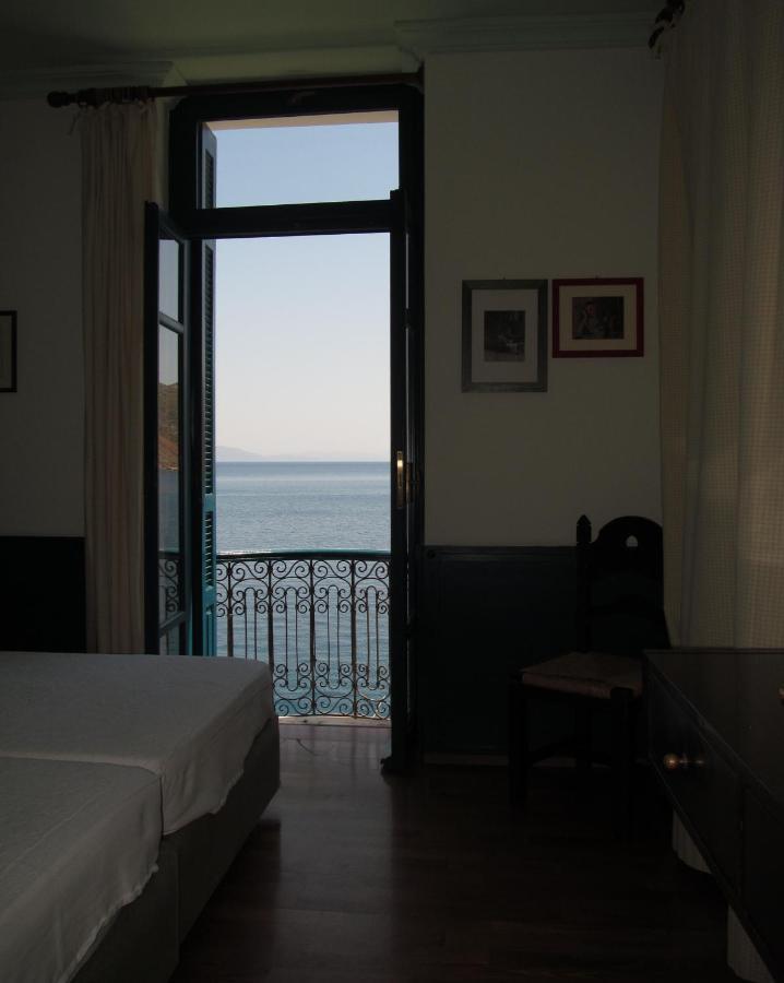 Hotel Aliki Simi Eksteriør billede