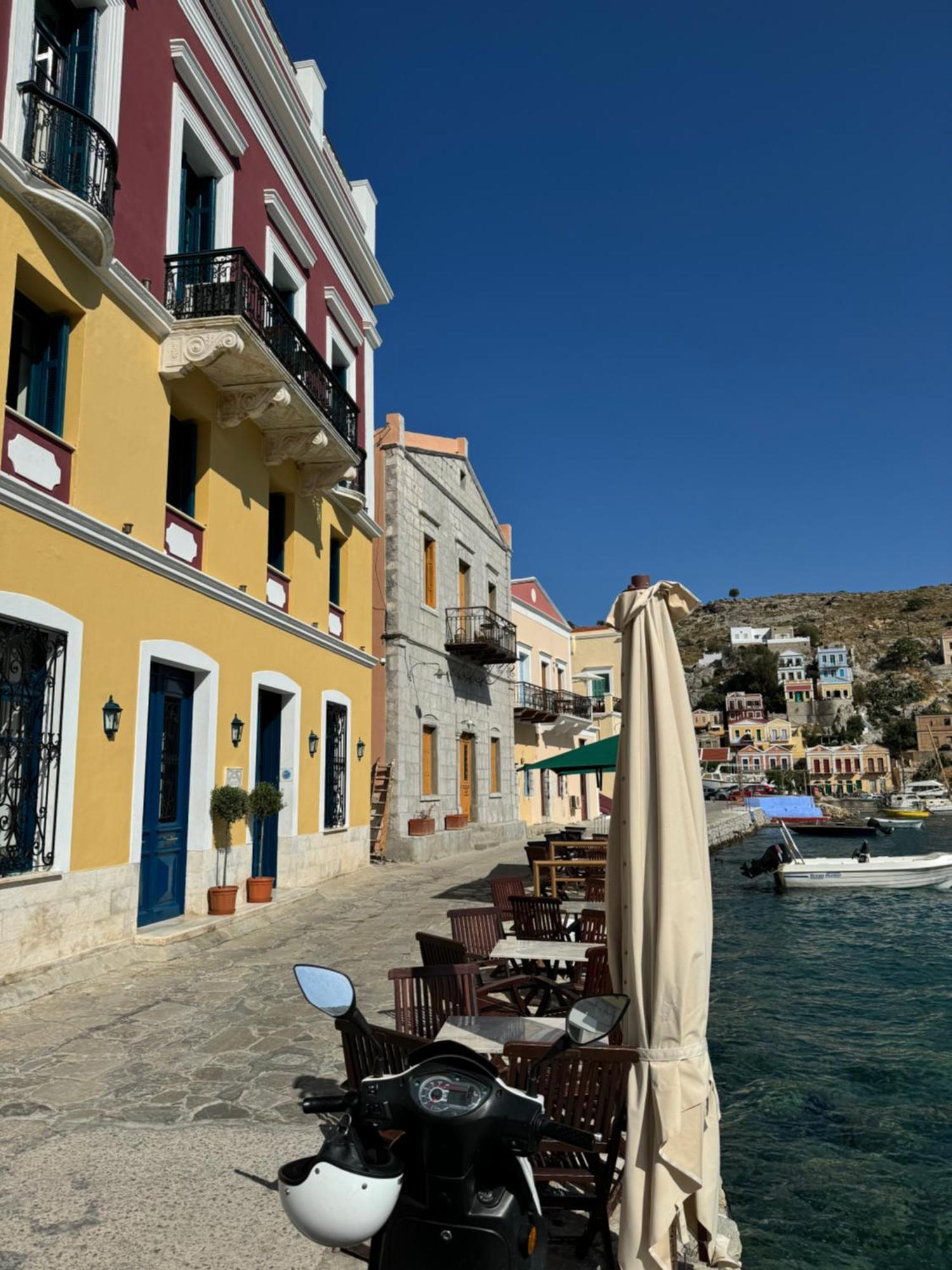 Hotel Aliki Simi Eksteriør billede